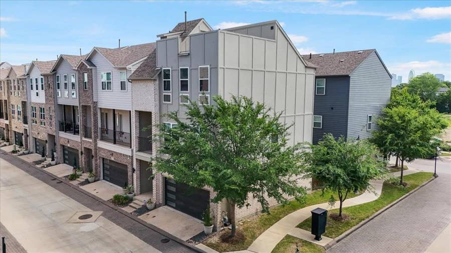 Property photo for 2506 El Camino Lane, Dallas, TX