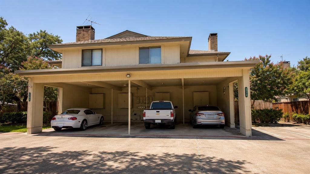 2624 Custer Parkway, #A, Richardson, TX 75080 2624 Custer Parkway, #A, Richardson, TX 75080