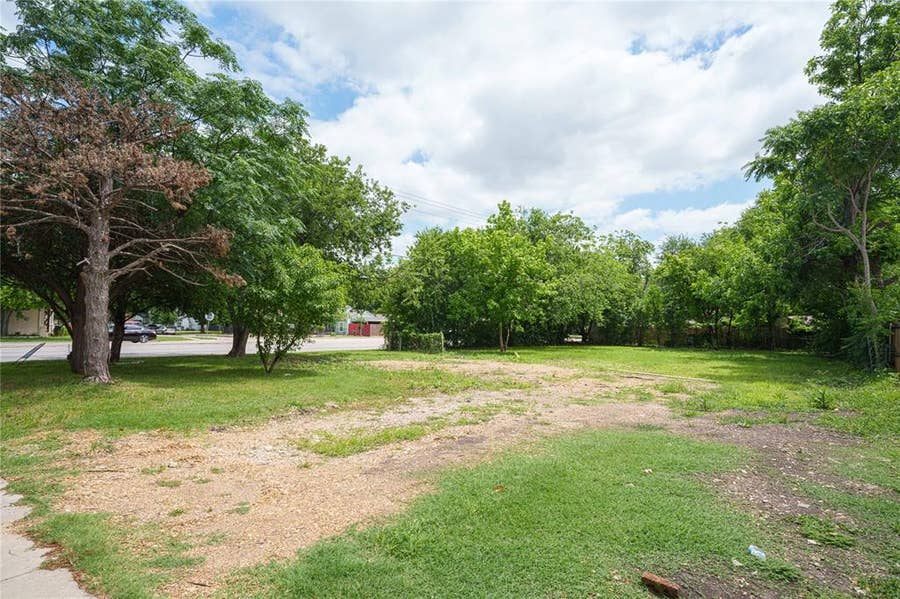 Property photo for 3654 Fontana Drive, Dallas, TX