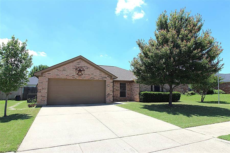 Property photo for 501 Barbara Jean Lane, Burleson, TX