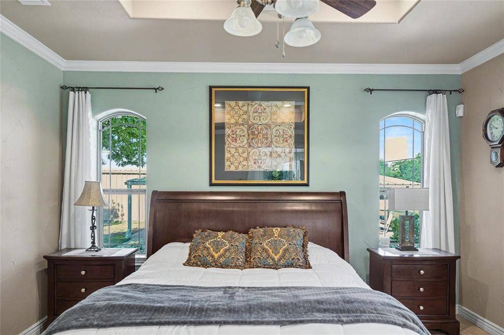 101 Friendship Circle, West Tawakoni, TX 75474 Arched windows provide natural light