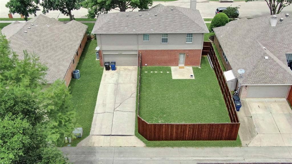11317 Canoe Road, Frisco, TX 75035 11317 Canoe Road, Frisco, TX 75035