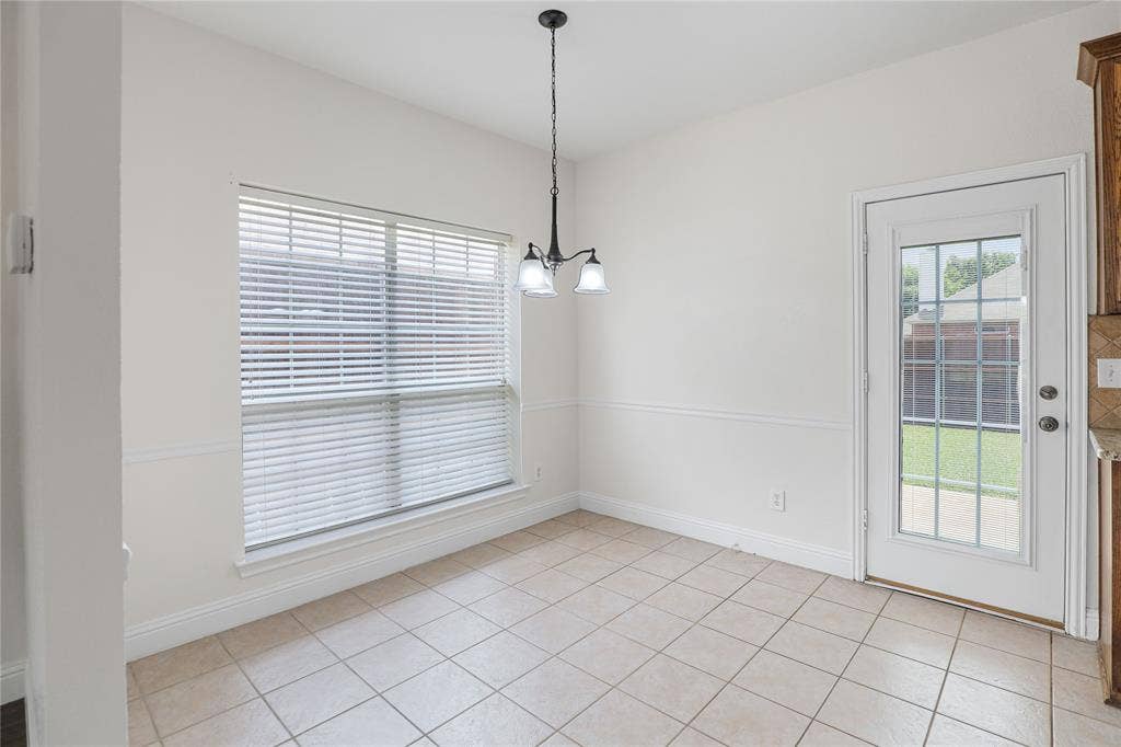 11317 Canoe Road, Frisco, TX 75035 11317 Canoe Road, Frisco, TX 75035