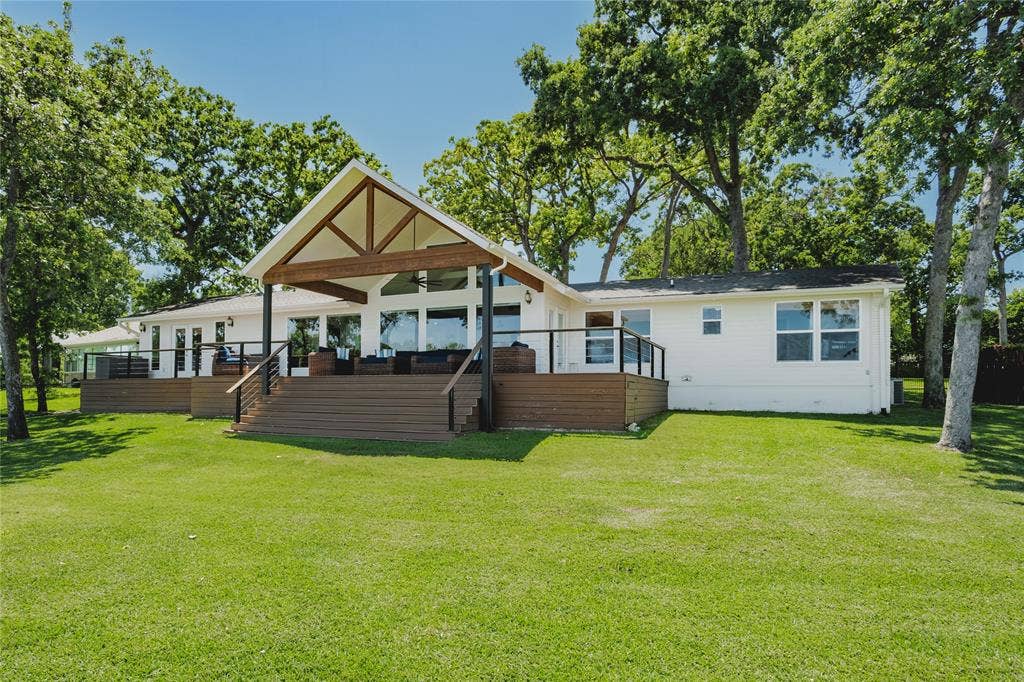 1716 Luau Court, Tool, TX 75143 1716 Luau Court, Tool, TX 75143