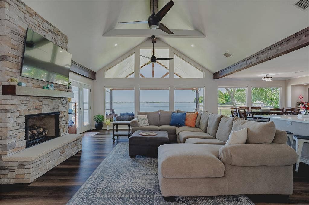 1716 Luau Court, Tool, TX 75143 1716 Luau Court, Tool, TX 75143