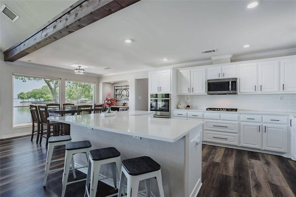 1716 Luau Court, Tool, TX 75143 1716 Luau Court, Tool, TX 75143