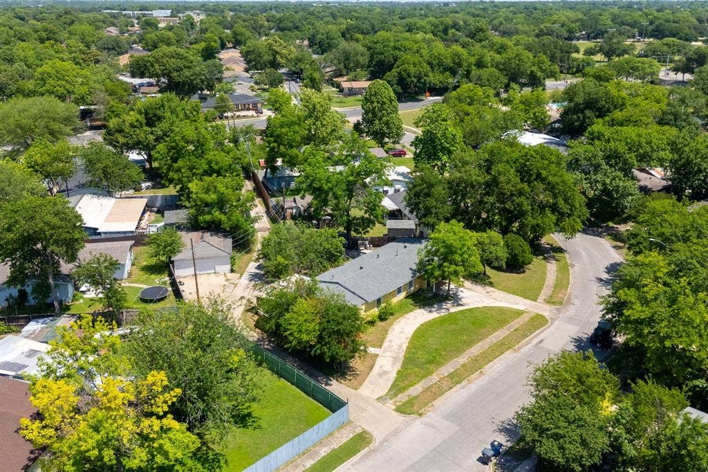 1623 Fresno Street, Dallas, TX 75217 1623 Fresno Street, Dallas, TX 75217