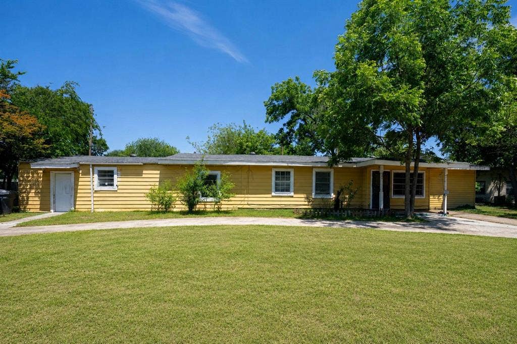 1623 Fresno Street, Dallas, TX 75217 1623 Fresno Street, Dallas, TX 75217