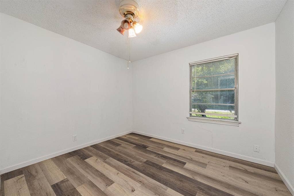 1623 Fresno Street, Dallas, TX 75217 bedroom 3