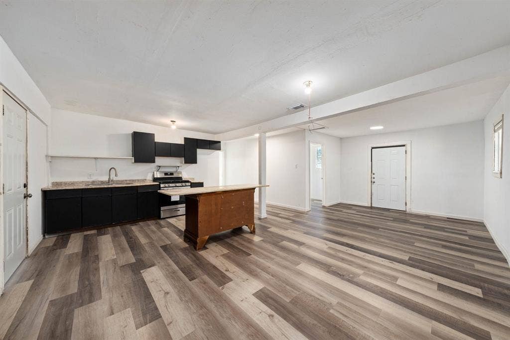 1623 Fresno Street, Dallas, TX 75217 1623 Fresno Street, Dallas, TX 75217
