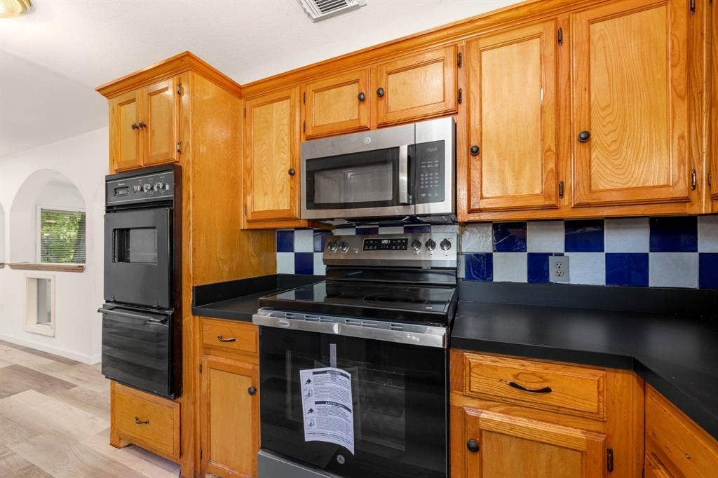 1623 Fresno Street, Dallas, TX 75217 1623 Fresno Street, Dallas, TX 75217