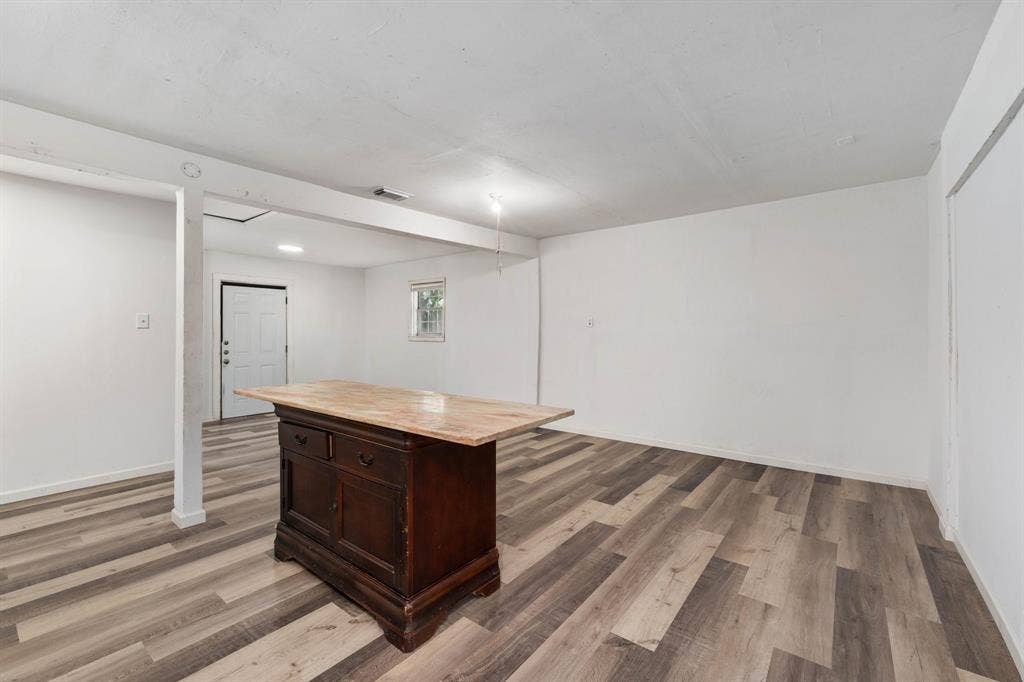 1623 Fresno Street, Dallas, TX 75217 1623 Fresno Street, Dallas, TX 75217