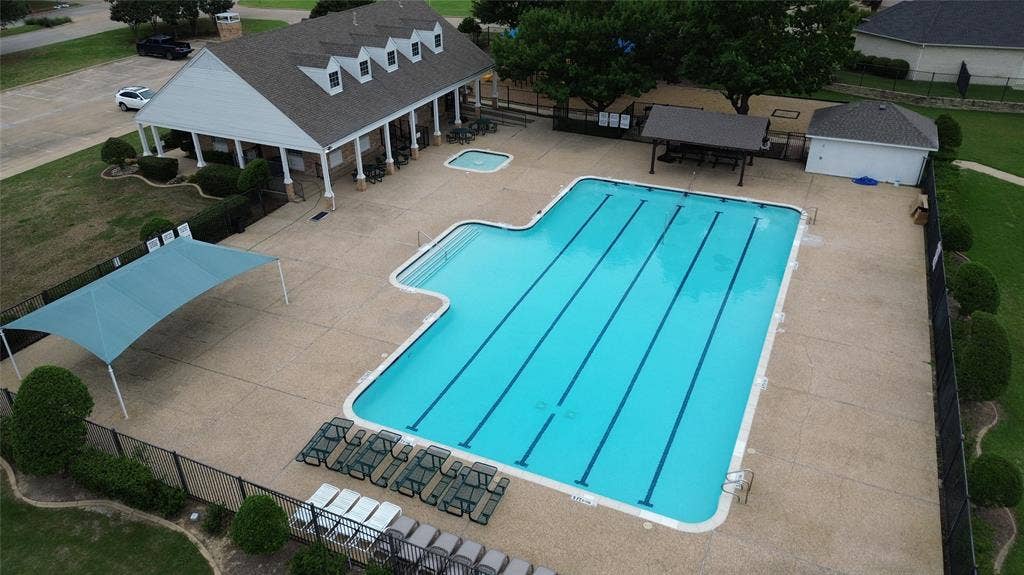 5022 Sandestin Court, Garland, TX 75044 Amenities
