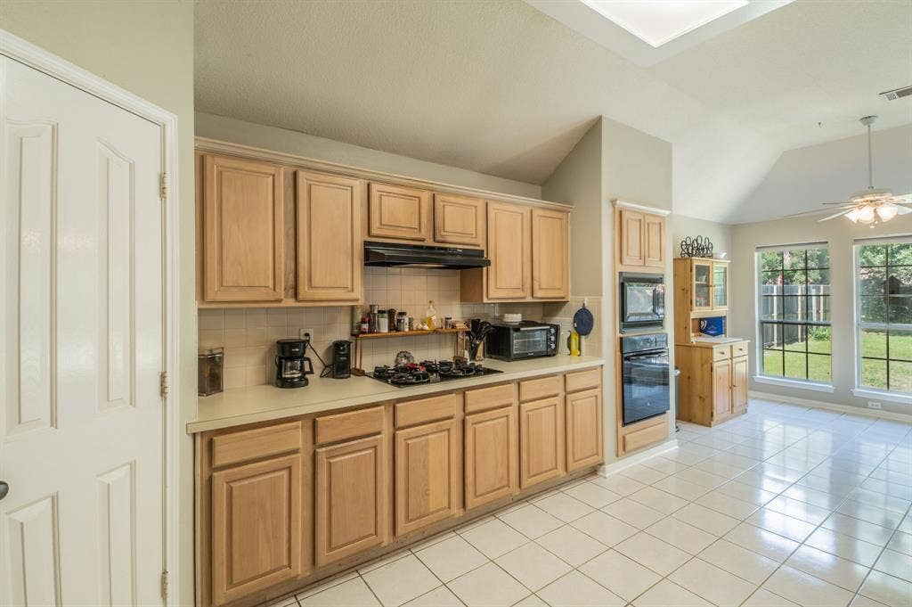 5022 Sandestin Court, Garland, TX 75044 5022 Sandestin Court, Garland, TX 75044