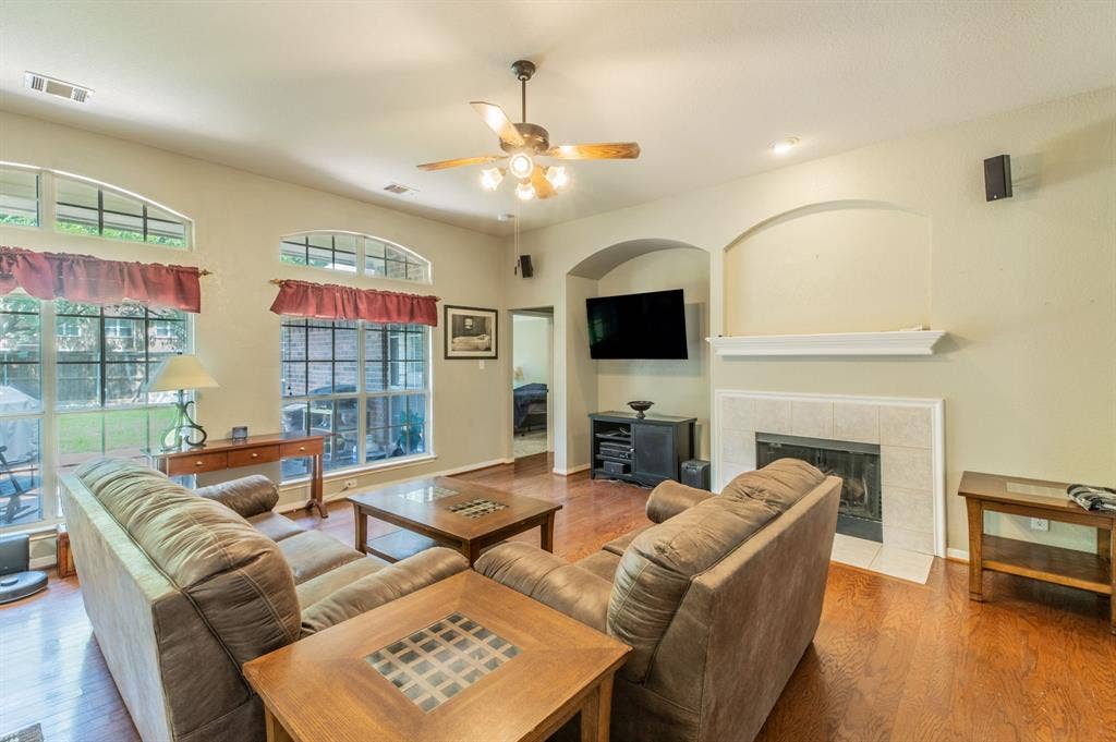 5022 Sandestin Court, Garland, TX 75044 5022 Sandestin Court, Garland, TX 75044