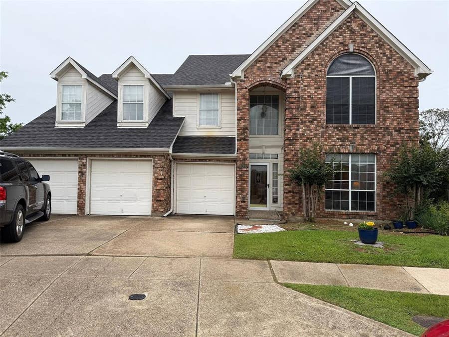 Property photo for 6204 High Brush Circle, Dallas, TX