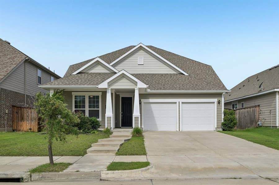 Property photo for 2134 Mossbrook Drive, Royse City, TX