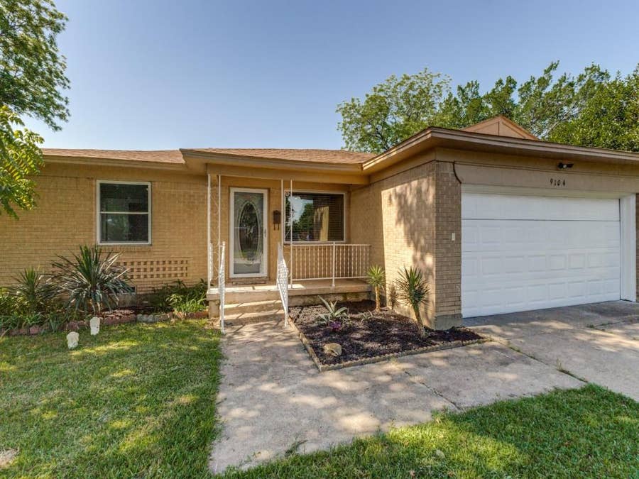 Property photo for 9104 donnybrook, Dallas, TX