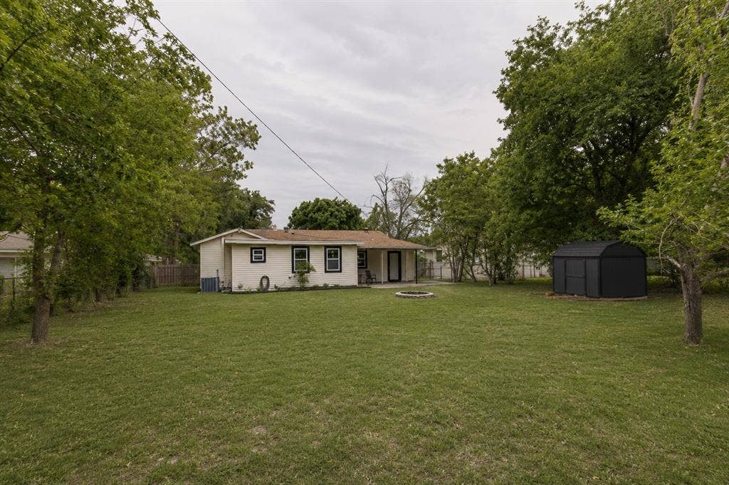 5113 Nadine Drive, Haltom City, TX 76117 5113 Nadine Drive, Haltom City, TX 76117