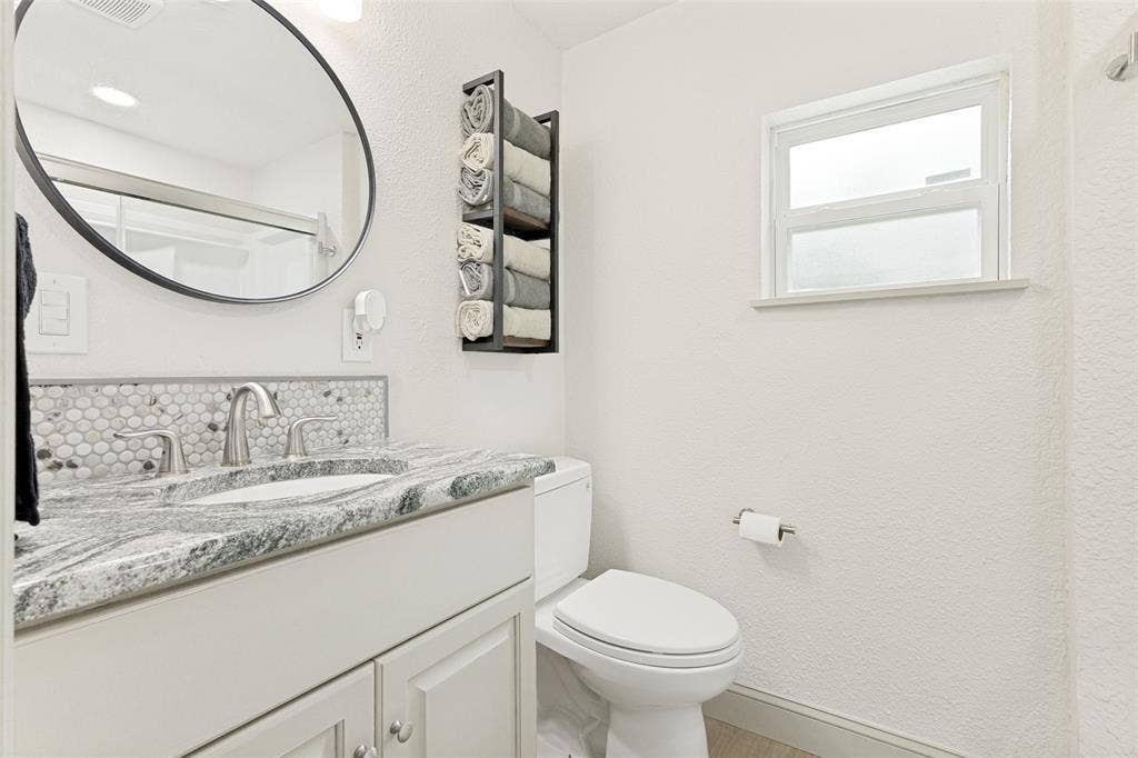 5113 Nadine Drive, Haltom City, TX 76117 5113 Nadine Drive, Haltom City, TX 76117