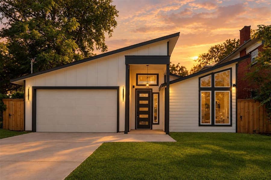 Property photo for 3604 Colonial Avenue, Dallas, TX