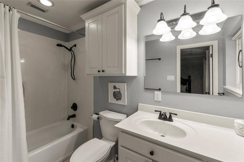 6001 Melba Drive, Malakoff, TX 75148 6001 Melba Drive, Malakoff, TX 75148
