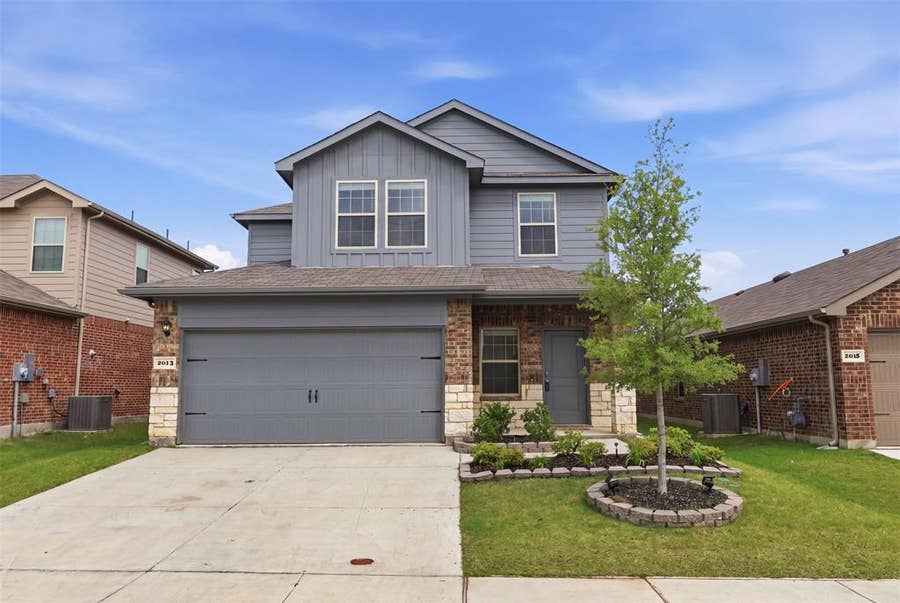 Property photo for 2013 Crested Jay Drive, Crandall, TX