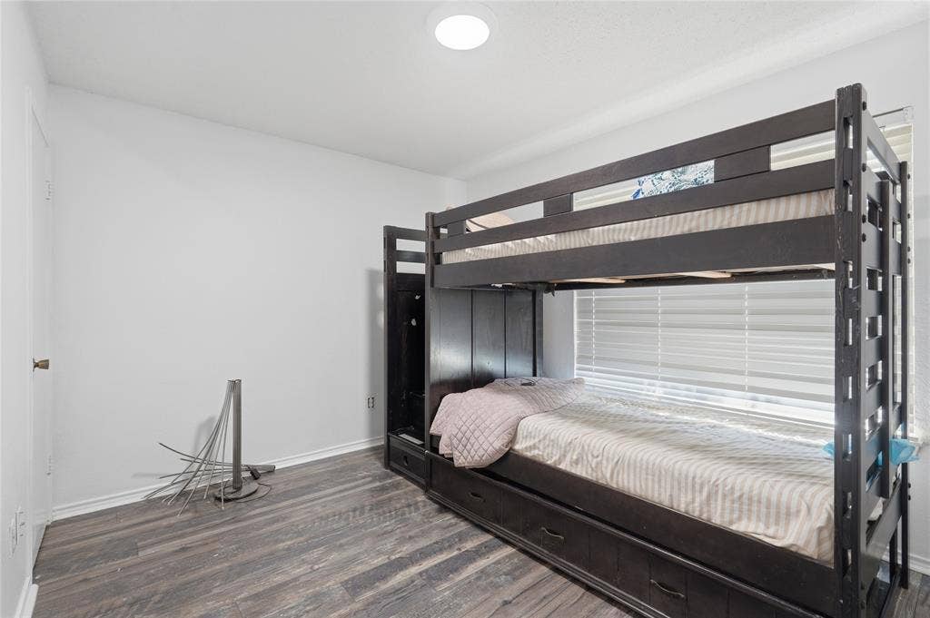 933 Purcell Drive, Plano, TX 75025 933 Purcell Drive, Plano, TX 75025