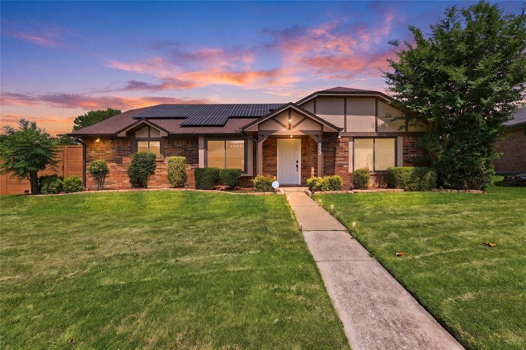 933 Purcell Drive, Plano, TX 75025 933 Purcell Drive, Plano, TX 75025