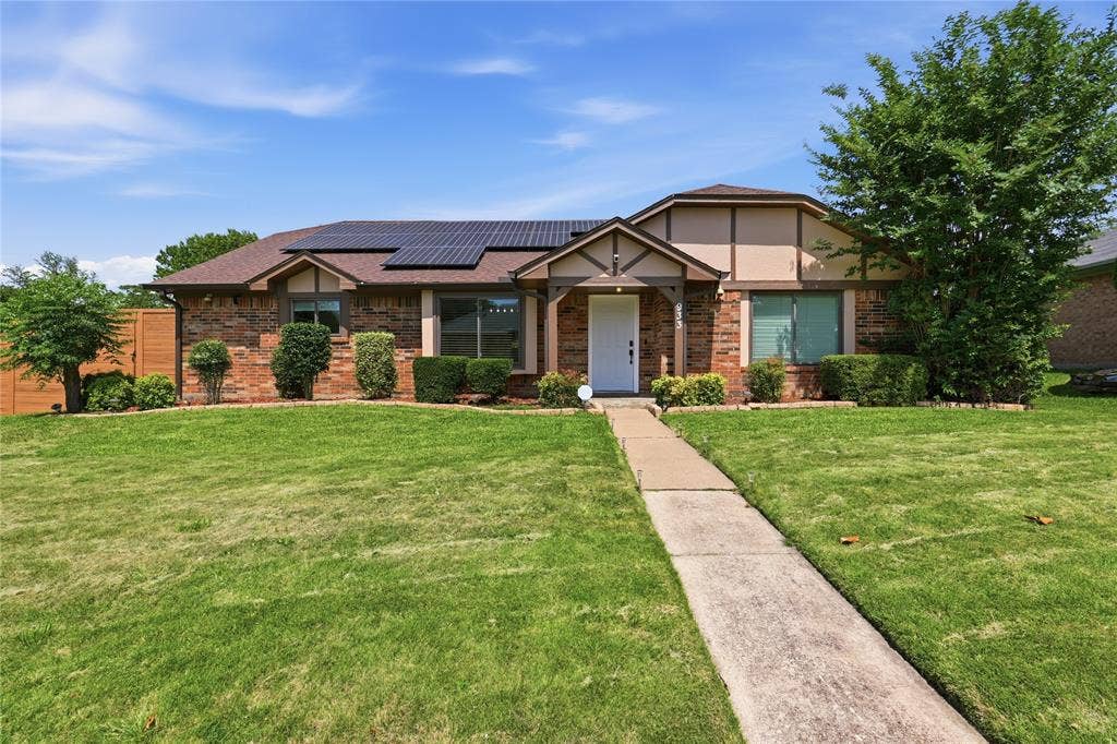 933 Purcell Drive, Plano, TX 75025 933 Purcell Drive, Plano, TX 75025
