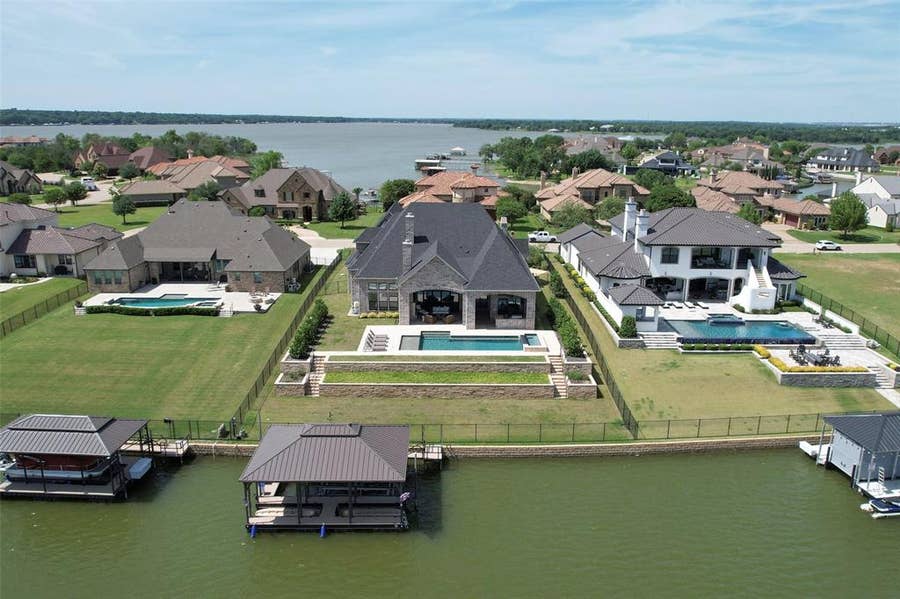 Property photo for 6215 Lakeside Drive, Fort Worth, TX