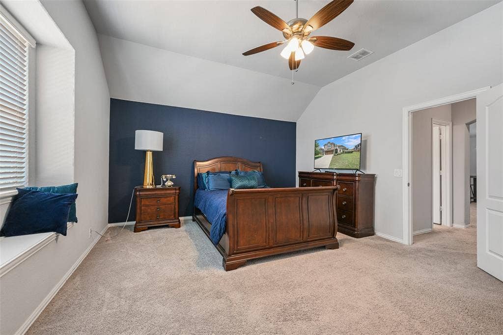933 Vista Lane, DeSoto, TX 75115 933 Vista Lane, DeSoto, TX 75115