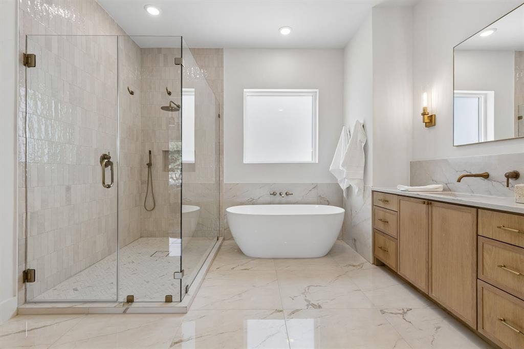 6402 Kenwood Avenue, Dallas, TX 75214 6402 Kenwood Avenue, Dallas, TX 75214