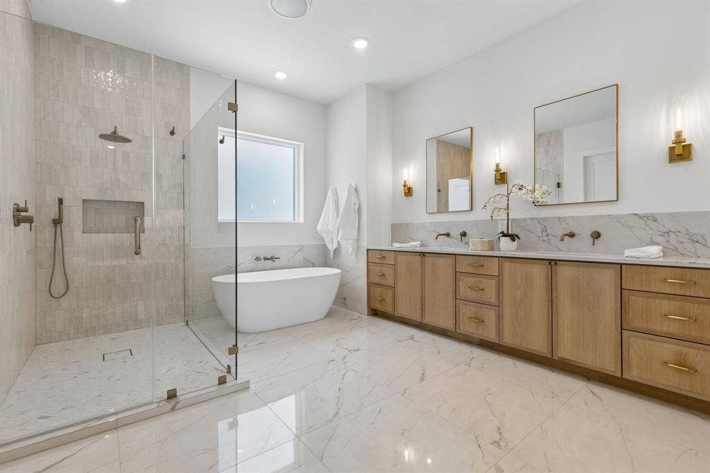 6402 Kenwood Avenue, Dallas, TX 75214 6402 Kenwood Avenue, Dallas, TX 75214