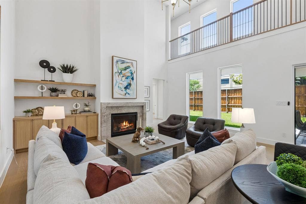 6402 Kenwood Avenue, Dallas, TX 75214 6402 Kenwood Avenue, Dallas, TX 75214