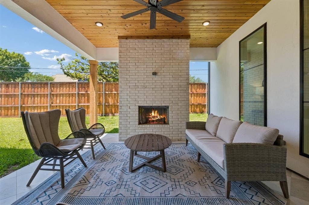 6402 Kenwood Avenue, Dallas, TX 75214 6402 Kenwood Avenue, Dallas, TX 75214