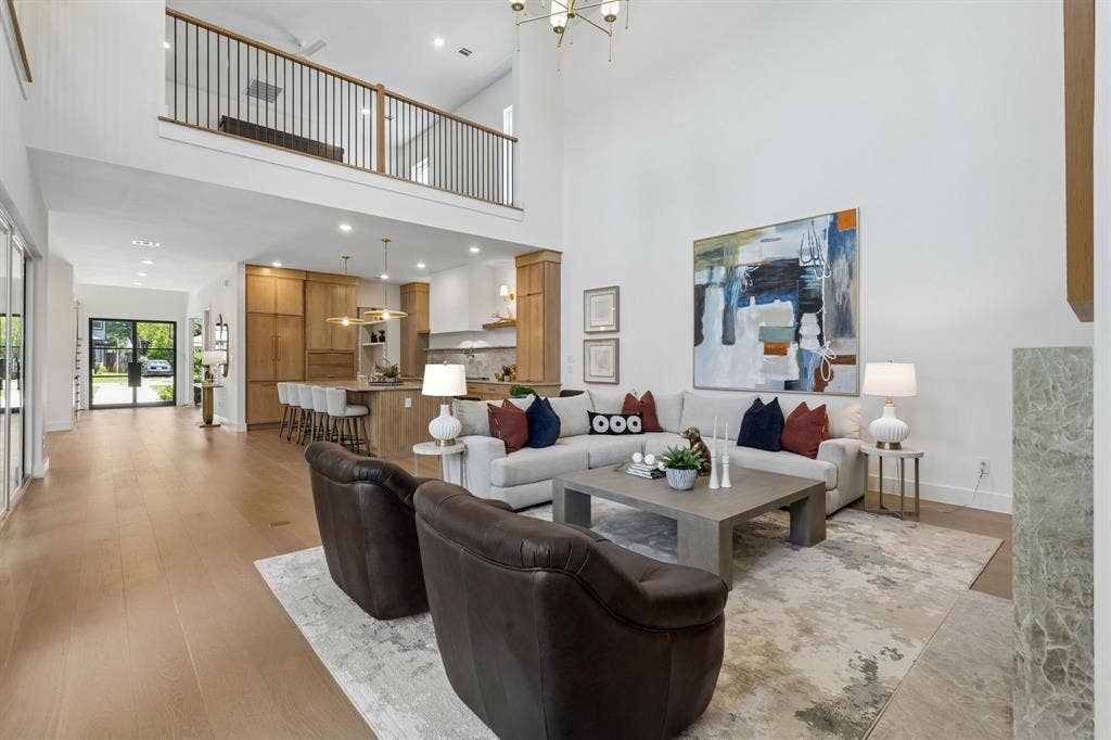 6402 Kenwood Avenue, Dallas, TX 75214 6402 Kenwood Avenue, Dallas, TX 75214