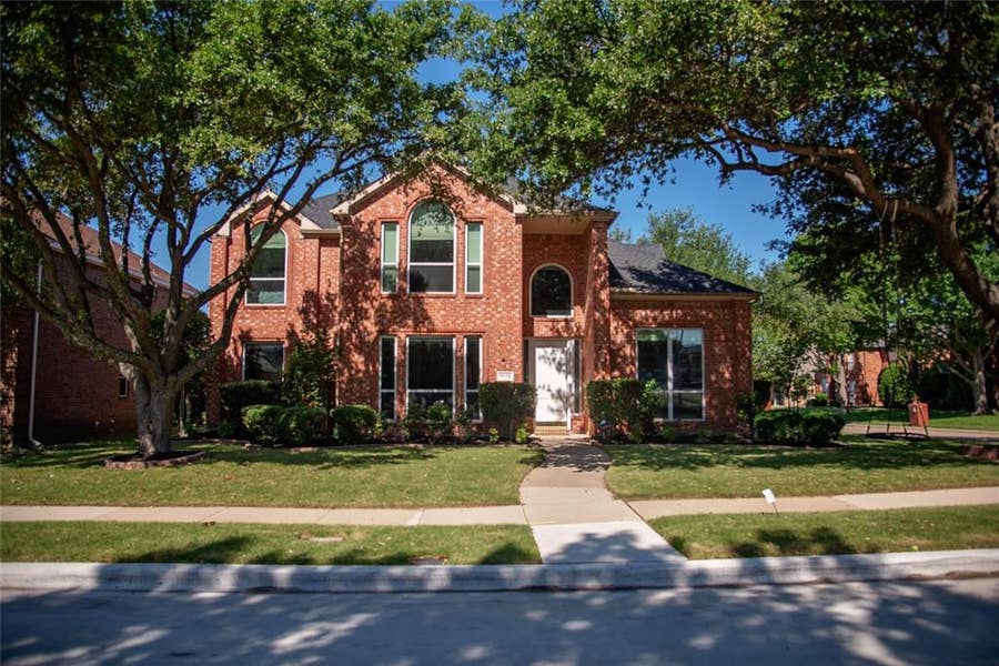 Property photo for 7113 Chandler Drive, Plano, TX
