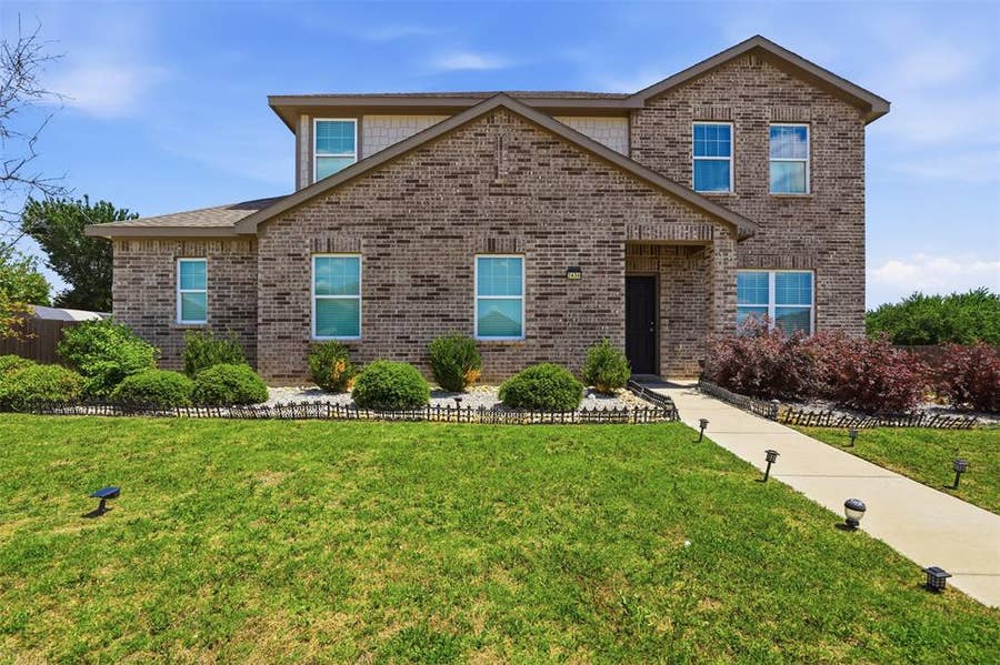 Property photo for 2636 Sagebrush Drive, Glenn Heights, TX