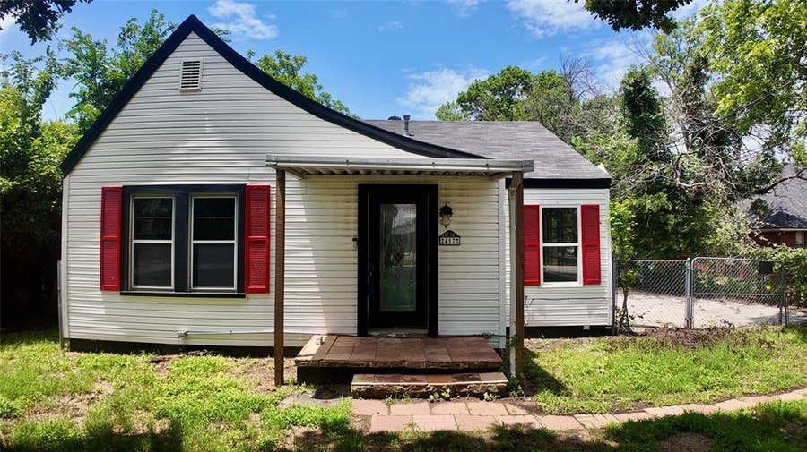 Property photo for 417 Corry A Edwards Drive, Kennedale, TX