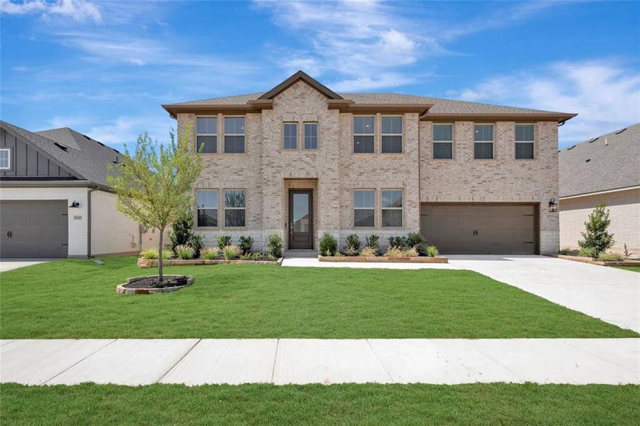 Property photo for 1011 Ashcroft Lane, Justin, TX