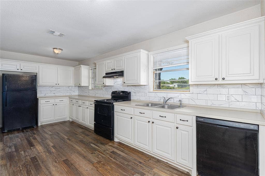 12466 Katye Street, Tyler, TX 75704 12466 Katye Street, Tyler, TX 75704