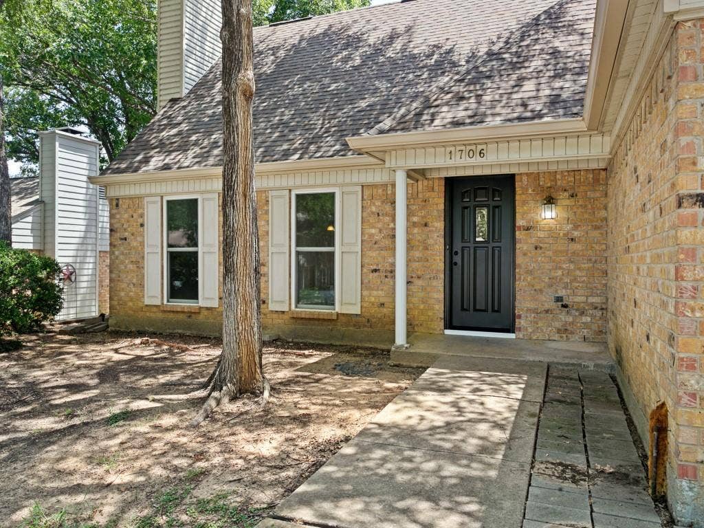 1706 Acorn Drive, Euless, TX 76039 1706 Acorn Drive, Euless, TX 76039