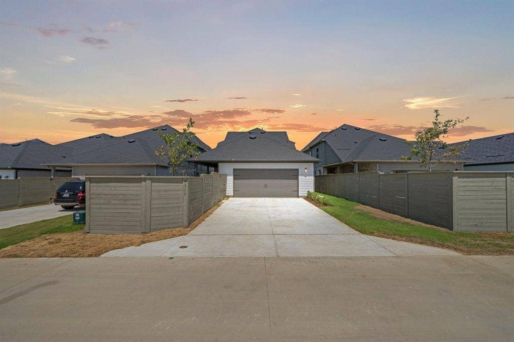 RepresentativeRolling DAL_Landmark_Stephens_9313 Rolling Meadow Way (27)