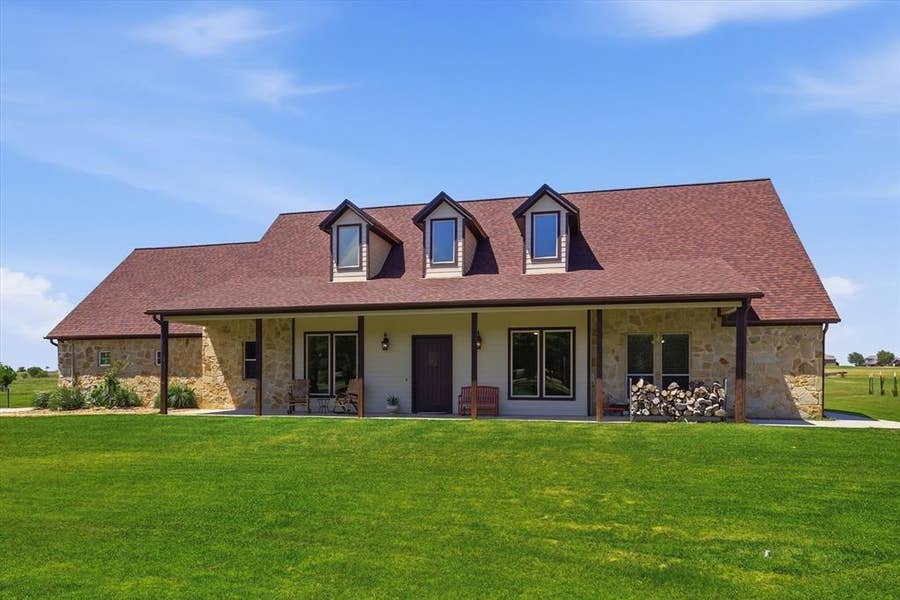 Property photo for 4920 Peden Road, Fort Worth, TX