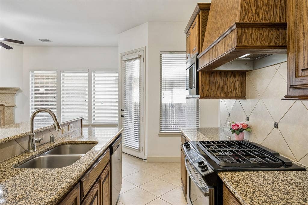 5004 Province Place, Irving, TX 75038