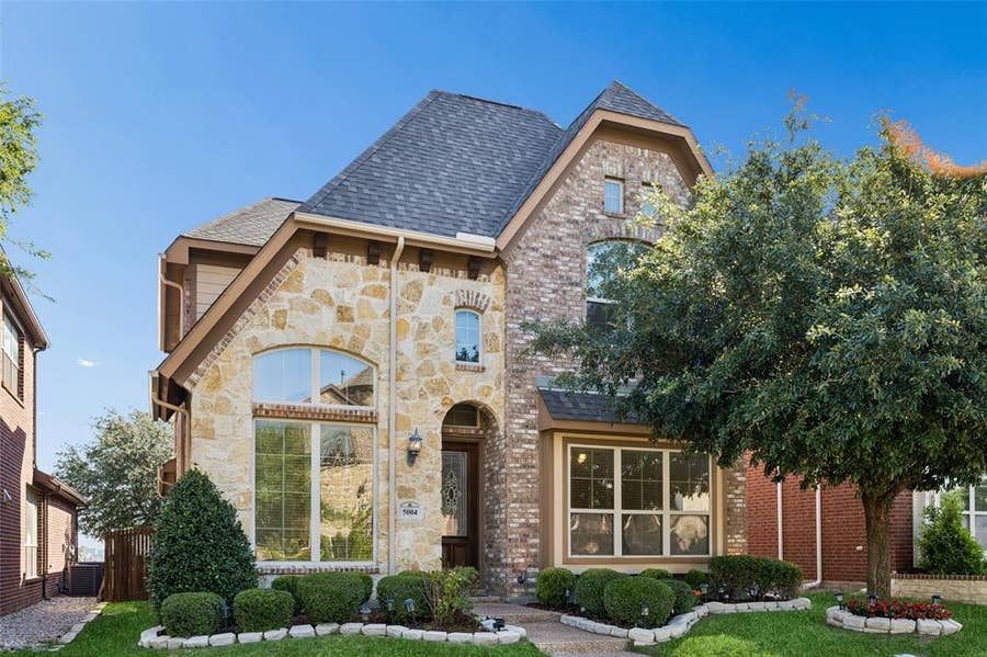 Property photo for 5004 Province Place, Irving, TX