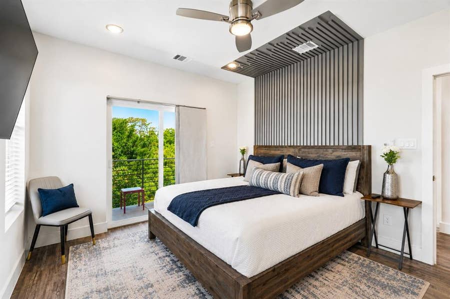 Property photo for 521 Faulk Street, Dallas, TX