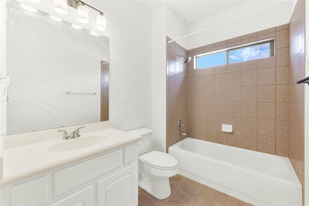 6245 Ryeworth Drive, Frisco, TX 75035 6245 Ryeworth Drive, Frisco, TX 75035