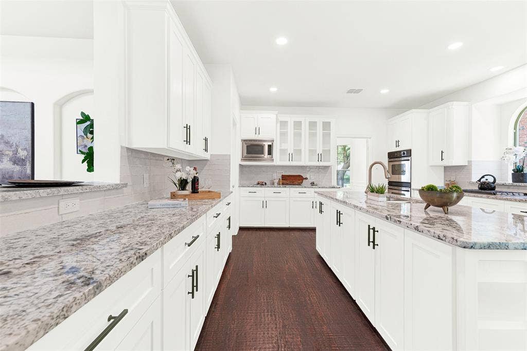 6245 Ryeworth Drive, Frisco, TX 75035 6245 Ryeworth Drive, Frisco, TX 75035